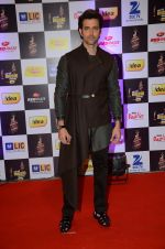 Hrithik Roshan at radio mirchi awards red carpet in Mumbai on 29th Feb 2016